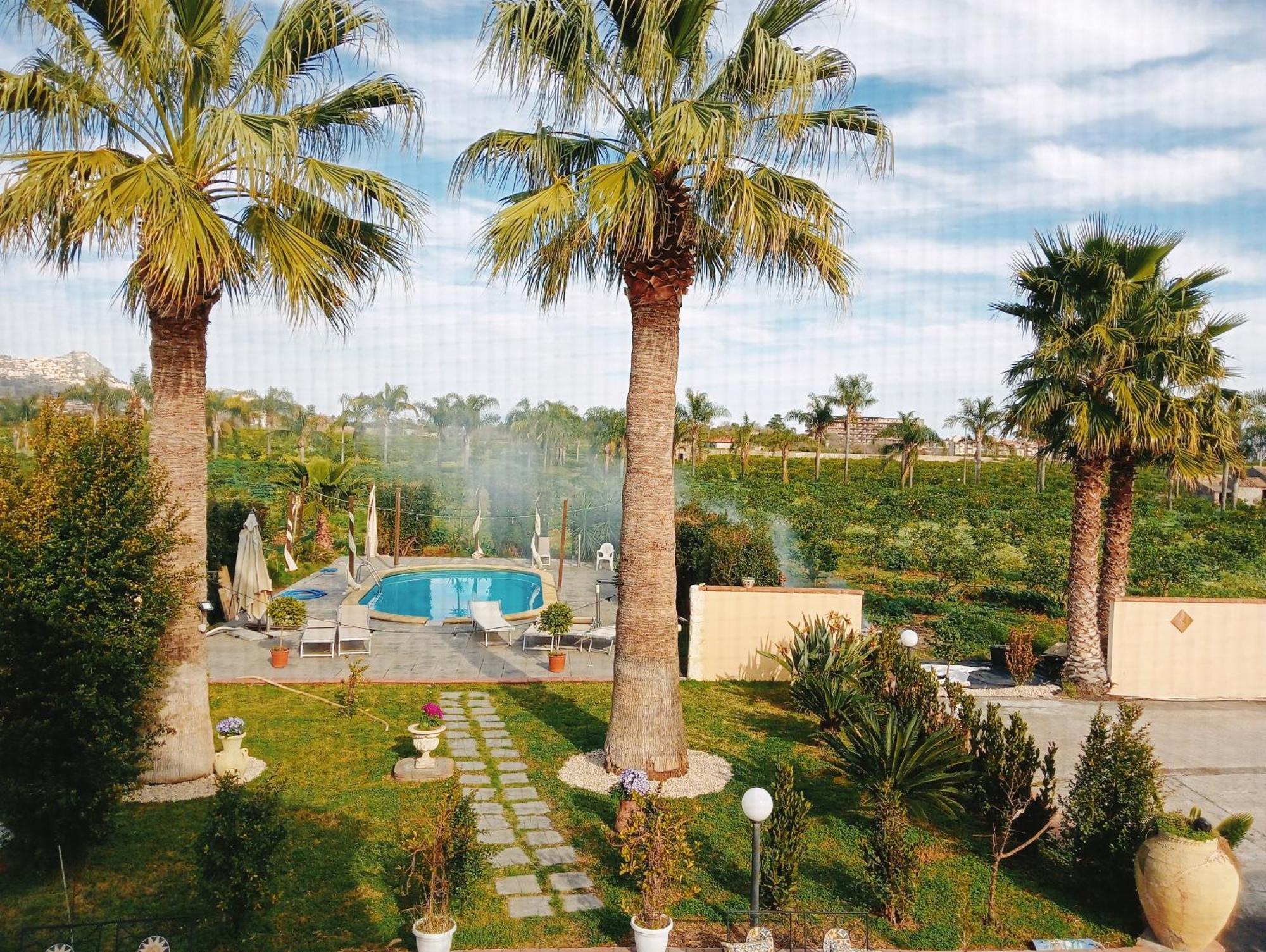 Villa Laura Apartment Giardini Naxos Exterior photo